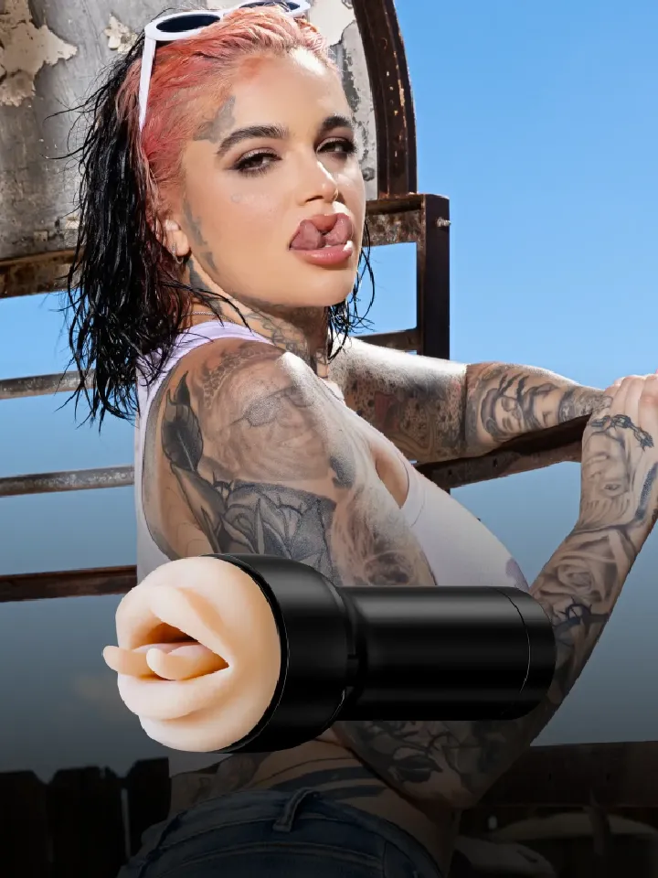Kiiroo Feel Leigh Raven Split Tongue - Vagina masturbator 1 [full]