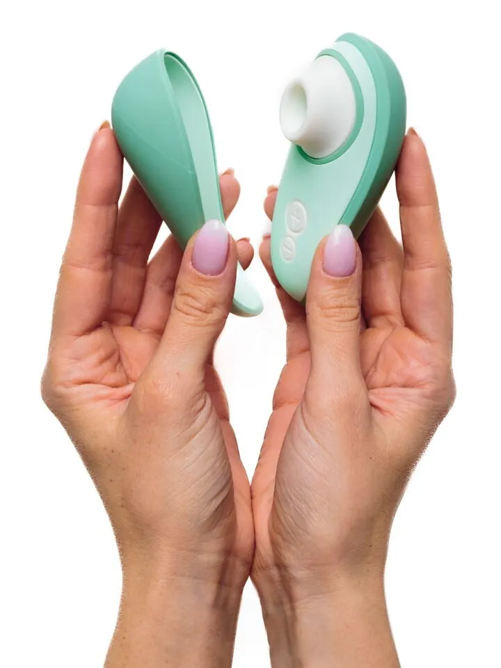 Womanizer Liberty 2 Sage - Air pressure vibrator 3 [full]